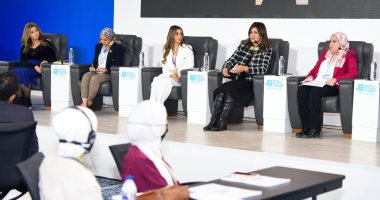وزيرة الهجرة تستعرض دور المصريين بالخارج فى حملة الترويج لأهداف "حياة كريمة"