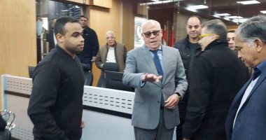 محافظ بورسعيد يتابع العمل بالشبكة الوطنية الموحدة للطوارئ والسلامة العامة