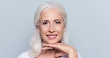 السيدات ملوك الـ "بلس 75" .. تعرف على فئات السن الأطول عمرا فى مصر