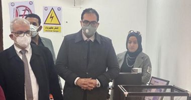 تدشين أول قمر صناعى تعليمى بكلية علوم الملاحة بجامعة بنى سويف.. لايف