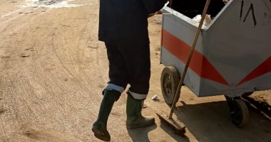 حملات نظافة مكبرة بديروط بأسيوط لرفع المخلفات والقمامة وتسوية الشوارع والميادين  