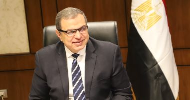 القوى العاملة: استرداد 21 مليون ليرة لبنانية لـ12 مصرياً فى بيروت