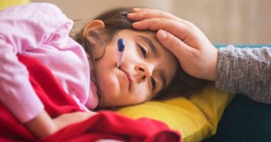 كيف تحمين طفلك من أمراض الشتاء؟ طبيبة توضح