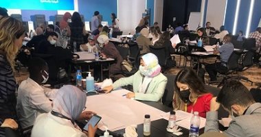 ياسمين حمدى من طالبة بكلية الصيدلة لمتطوعة باليونيسف لخدمة برامج التنمية الريفية