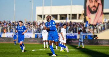 الهلال يكتسح الطائى برباعية نظيفة ويدخل المربع الذهبي فى الدورى السعودى