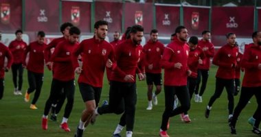 فيديو .. "تراي ماتش" وفقرة بدنية شاقة على هامش تحضيرات الأهلي لمواجهة الجونة