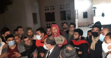 رئيس جامعة بنى سويف يتفقد المدينة الجامعية
