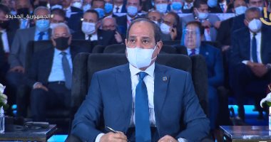 الرئيس السيسى لمديرة الجلسة النقاشية: ندى فرصة للضيف يتكلم