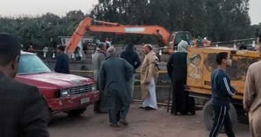 انتشال جثة فتاة ضمن ضحايا غرق سيارة فى نهر النيل بمنشأة القناطر