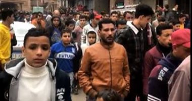 تشييع جنازة سيدة الدقهلية بعد قتلها على يد زوجها.. وانهيار الأسرة من الصدمة.. لايف