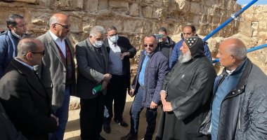أمين المجلس الأعلى للآثار يتفقد منطقة آثار أبو مينا بالإسكندرية 