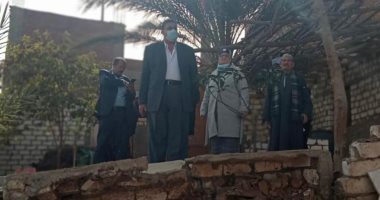 هبوط أرضي بقرية دمشقين بالفيوم.. والمحافظ يوجه بتعويض المتضررين .. صور