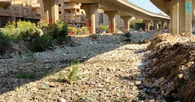 الجيزة تبدأ إنشاء ممشى المريوطية فيصل بطول 3 كم.. المشروع يشمل إنشاء موقفين وأكشاك حضارية وأماكن لانتظار السيارات وكبارى مشاة.. وانتهاء الأعمال بعد 6 أشهر وتخلص من بؤرة للقمامة ومخلفات البناء.. صور