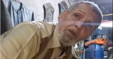 تريند المكوة الرجل.. عم على بيكوى هدوم الزباين وهما لابسين.. والجلبية بـ 10 جنيه