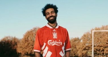 لماذا تتهافت العلامات التجارية على محمد صلاح ؟..إطلالات تميز نجم المنتخب