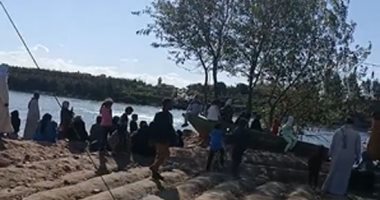 8 فرق تبحث عن "شروق".. الإنقاذ النهرى يواصل البحث عن الضحية الأخيرة بحادث المعدية.. لايف