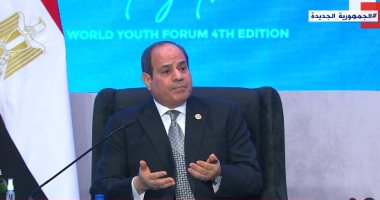 الرئيس السيسى: الشباب يشعرون بفرص العمل فى مصر وعليهم بذل الجهد لتطوير مهاراتهم