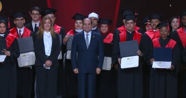 أبرز توصيات منتدى شباب العالم 2022: الدعوة لقمة عالمية لمساعدة الدول الفقيرة.. والمجلس الأمريكى للتعليم يقدم للرئيس السيسي شهادة اعتماد الأكاديمية الوطنية.. ورشا راغب: الأكاديمية مشروع مصر الجديدة لبناء الإنسان