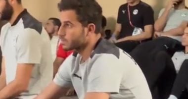 المنتخب يؤدى صلاة الجمعة بفندق الإقامة بالكاميرون تطبيقا للإجراءات الاحترازية