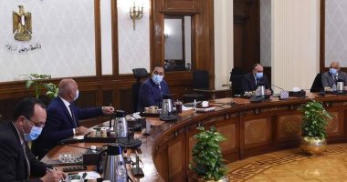 النقل: تنفيذ أول 10 محطات من نظام الأتوبيس الترددى السريع BRT على الدائرى