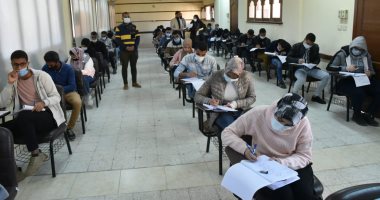 جامعة الأقصر تواصل امتحانات الفصل الدراسى الأول وإجراءات صارمة لمواجهة كورونا