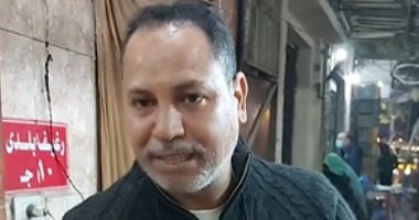 أحلى شوربة كوارع ولحمة راس ومومبار من أقدم مسمط بالإسكندرية عمره 100سنة..فيديو