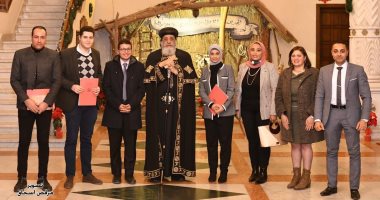 البابا تواضروس يلتقي أساتذة الدراسات القبطية من الجامعات المصرية