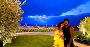 أحمد العوضي يحتفل بعيد ميلاد ياسمين عبد العزيز بمجموعة صور ورسالة رومانسية