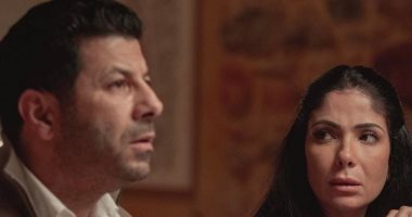 4 صور لـ منى زكى وإياد نصار من فيلمهما الجديد "أصحاب ولا أعز"