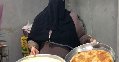 كل الفطير اللى كلته فى حياتك "كوم".. وفطير أم محمد "كوم تاني".. فيديو لايف 