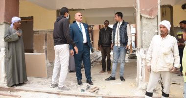 رئيس جامعة الأقصر يتفقد أعمال تطوير مبانى العلوم والتربية بمدينة طيبة.. صور
