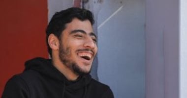 أكرم توفيق يخضع لجلسات علاج طبيعى قبل إجراء جراحة الرباط الصليبى