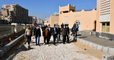 محافظ الفيوم يوجه بسرعة تنفيذ خط المياه وتركيب الإنارة بالمحور الروري الجديد  
