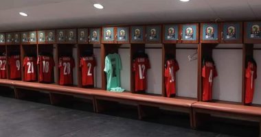 شاهد.. غرفة ملابس منتخب مصر فى ملعب أحمدو أهيدجو قبل مباراة السودان 