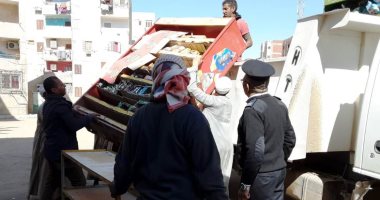 محافظ أسوان يكلف رؤساء المراكز والمدن بتنظيم حملات إزالة الإشغالات