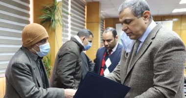 القوى العاملة: تسليم 611ألف جنيه تأمين تكافلى لأسر 9من العمالة غير المنتظمة
