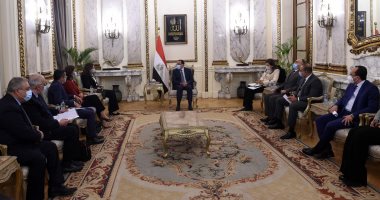 رئيس الوزراء يستقبل الأمينة التنفيذية للجنة "الإسكوا"