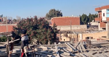 محافظ الإسكندرية يشدد على رؤساء الأحياء بإيقاف أعمال البناء المخالف.. صور