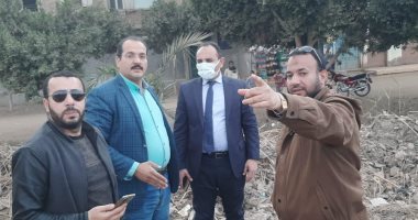 قصة إنشاء كوبرى أعلى السكة الحديد بأبوتيج لحل مشاكل مواطنى أسيوط.. صور