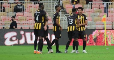 التشكيل الرسمي لديربي الأهلي ضد الاتحاد فى الدوري السعودي