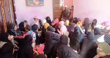 حياة كريمة ـ حياة صحية.. قوافل طبية تجوب القرى للكشف المجانى على المواطنين وتقديم العلاج اللازم.. الخدمة تصل مرسى علم و1470 مستفيدا بصفط بنى سويف.. وتقديم 459 فحصا لأهالى قرية السكاسكة بشمال سيناء