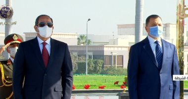 الرئيس السيسي يشهد احتفالات عيد الشرطة.. ويضع إكليلا من الزهور على النصب التذكارى.. عزف السلام الجمهورى لدى وصول الرئيس.. وأكاديمية الشرطة تتزين لبدء الاحتفالات بالعيد الـ70 تخليدا لمعركة الإسماعيلية