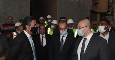 وزير الاتصالات ومحافظ بنى سويف يتفقدان مشروع إنشاء مقر لفرع هيئة البريد