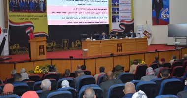 محافظ الوادى الجديد يوجه بتعميم تجربة الرى المطرى لترشيد المياه بالمحافظة