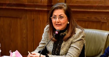 وزير التخطيط: الزيادة السكانية تمثل ضغط على الموارد.. "وكل سنة بنزيد دولة"