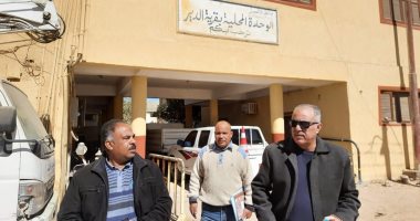 حياة كريمة بالأقصر.. رئيس مدينة إسنا يتابع مشروعات مجمع خدمات قرية الدير 