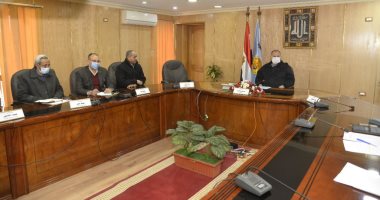 تحرير عقود تقنين لنسبة 50% من الطلبات التى تم فحصها بمحافظة أسيوط 