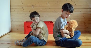 هل يجب أن أعتذر لطفلي؟ 7 خطوات للتصرف الصحيح حين تكتشف أنك أخطأت بحقه