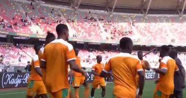 شاهد إحماء لاعبى منتخب كوت ديفوار قبل مواجهة مصر بأمم أفريقيا