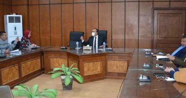 نائب محافظ المنيا يضع خطة استراتيجية وتسويقية للمناطق الصناعية